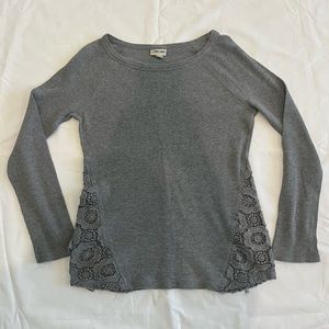 Cherokee stylish grey t shirt